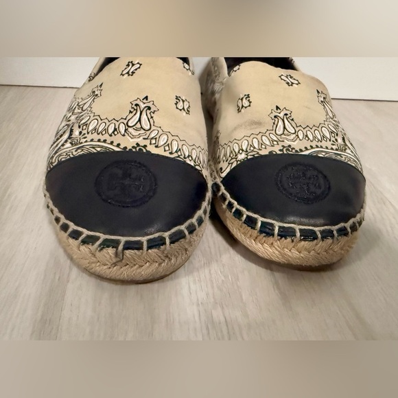 Tory Burch Espadrilky Color Block Flat Espadrille White/Black Size 7.5 - Picture 6 of 10